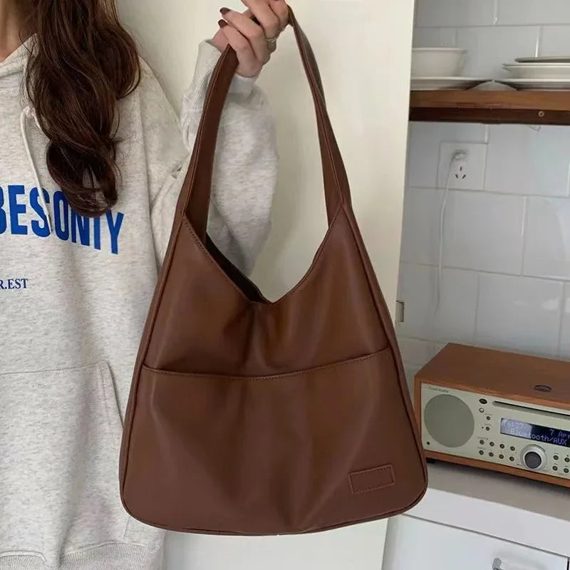 Bolsa Tote Preta em Couro Grande Capacidade