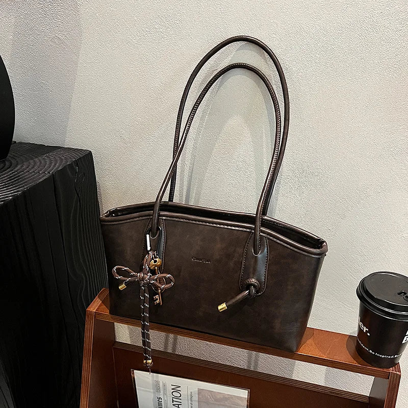 Bolsa Transversal Feminina em Couro Sintético