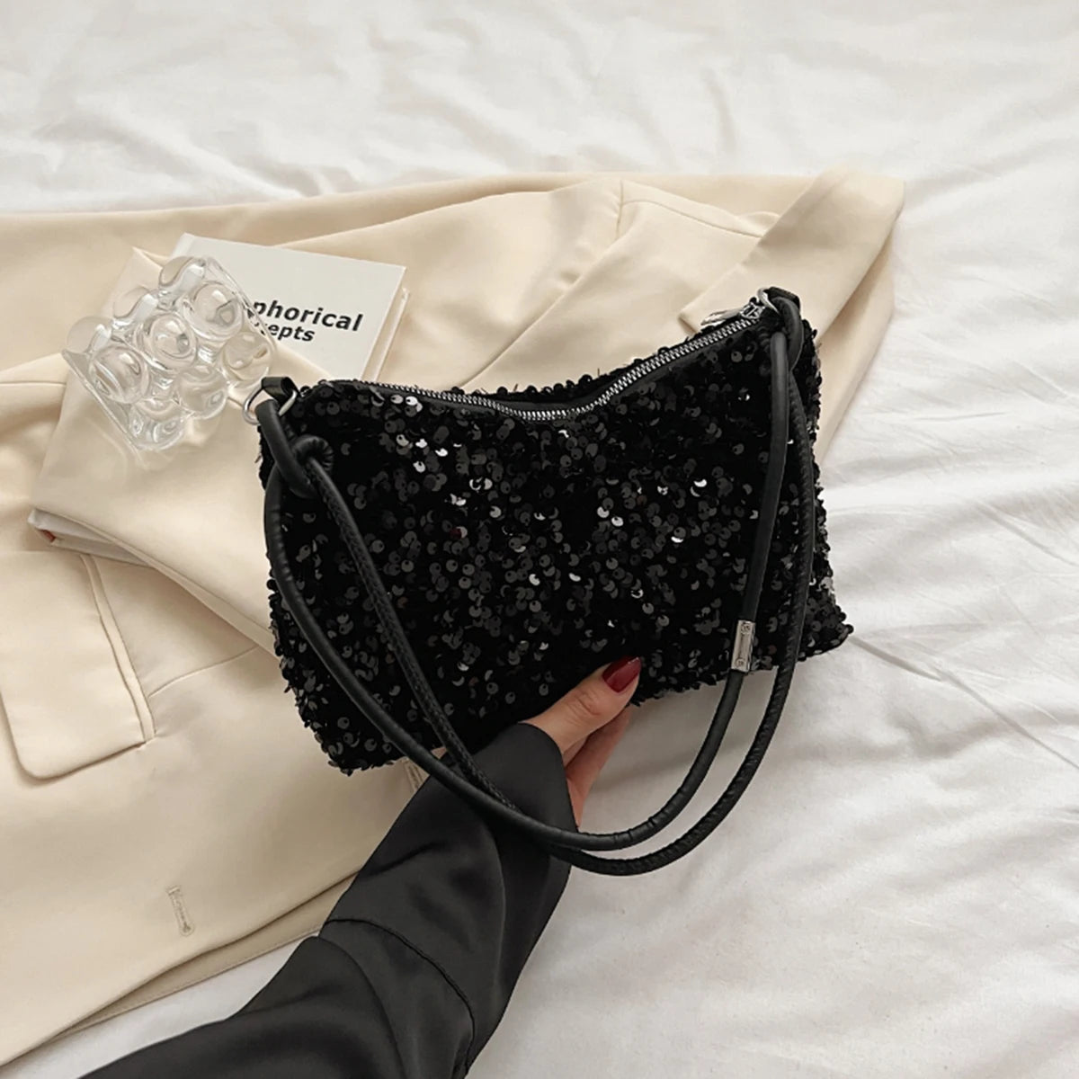 Bolsa Axila com Glitter Preta