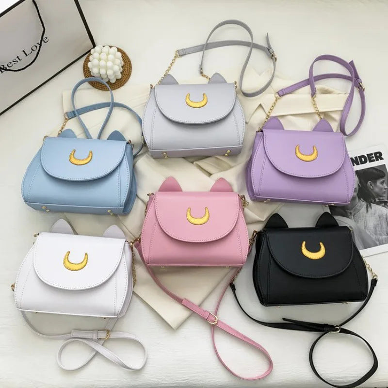 Bolsa Transversal Gatinho Preta com Corrente