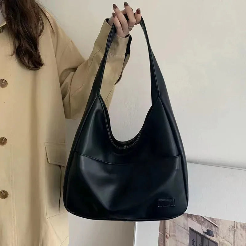 Bolsa Tote Preta em Couro Grande Capacidade